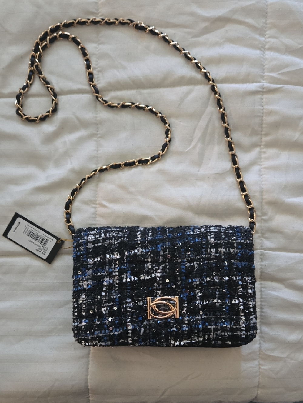 Bebe NWT Classic Tweed Crossbody Bag in Black & Blue with Gold Chain